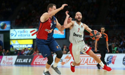 Βήμα τετράδας θέλει ο Ολυμπιακός