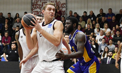 Ηφαιστος Λήμνου-Λαύριο 80-76: Καθάρισε ο Έβανς (photo)