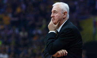 Σάκοτα: «Να σηκώσουμε άλλο ένα τρόπαιο» (video)