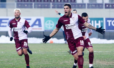 Λάρισα: Ένας ανανέωσε, ένας έφυγε!