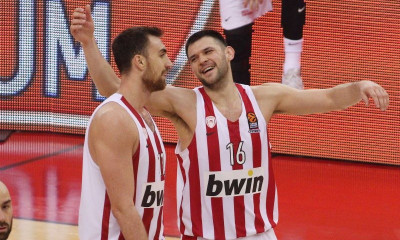 Ολυμπιακός: Το τρολάρισμα του Παπανικολάου στον Μιλουτίνοφ (video)