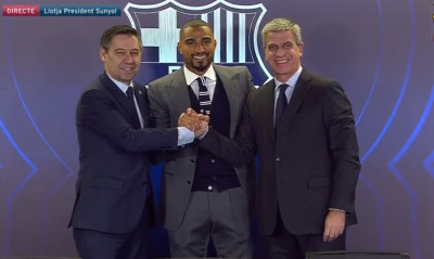 Μπαρτσελόνα: Ανακοινώθηκε ο Μπόατενγκ! (video)