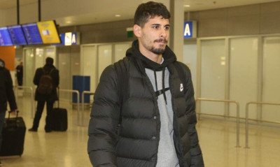 Ολυμπιακός: Ήρθε και υπογράφει ο Ζιλ Ντίας (photos)