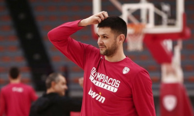 Ολυμπιακός: Τρέχει να προλάβει Μπαρτσελόνα ο Παπανικολάου