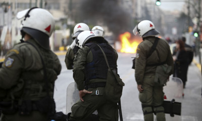 Προσαγωγές για την επίθεση σε σύνδεσμο οπαδών στο Περιστέρι