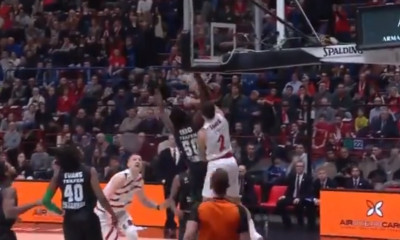 Ο Μάικ Τζέιμς έκανε πόστερ στον Μάικλ Έρικ! (video)