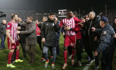 ΠΑΟΚ-Ολυμπιακός 3-1: Ένταση στην Τούμπα μετά το θρίαμβο του δικέφαλου (photos)