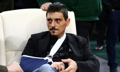 Δημόσια συγγνώμη του Δημήτρη Γιαννακόπουλου για το εσώρουχο στον πάγκο του Ολυμπιακού