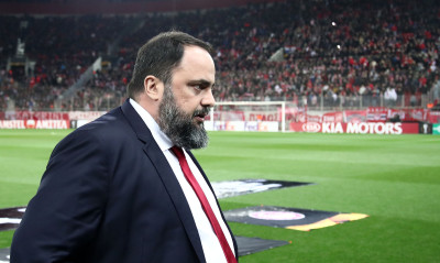 Ολυμπιακός-Ντιναμό Κιέβου: Στα αποδυτήρια Μαρινάκης