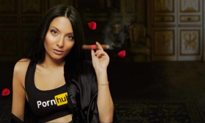 Το PornHub έχει δωράκι σήμερα για όλους τους single