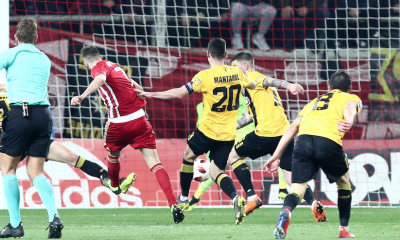 Ολυμπιακός-ΑΕΚ: «Ερυθρόλευκο» προβάδισμα με Φορτούνη! (photos)