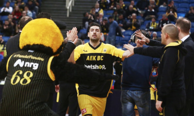 ΑΕΚ: Θλάση ο Ξανθόπουλος