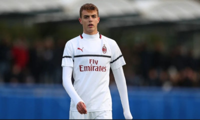 Σκόραρε μπροστά στον θρυλικό πατέρα του ο Ντανιέλ Μαλντίνι (vid)