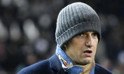 Σκουφί Λουτσέσκου – Παλτό Παντελίδη σημειώσατε «Χ»!