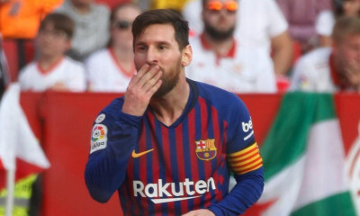 Τα 50 χατ τρικ του Μέσι (vid)