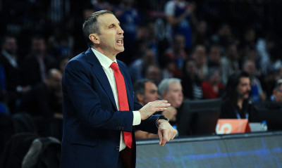 Ξέσπασε ο Μπλατ: «Ανεύθυνο αυτό που έγινε με τον Στρέλνιεκς»