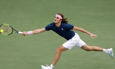 Εξαιρετικός Τσιτσιπάς πέρασε στον τελικό και βλέπει την κορυφή του Ντουμπάι (photos+videos)