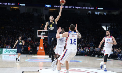 Από ωραίος.. μοιραίος ο Σλούκας και θρίαμβος για Εφές!