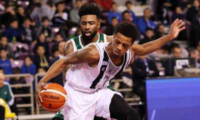 ΠΑΟΚ-ΑΕΚ: Σοκ με Τζόουνς, χάνει το υπόλοιπο της σεζόν!