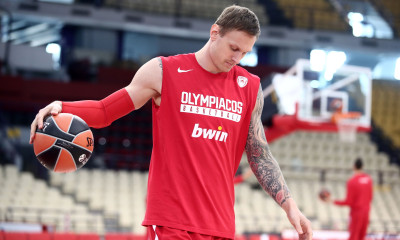 Ολυμπιακός: Δεν παίζει με Άρη ο Τίμα