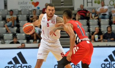 Με Τζέιμς και Τόμιτς