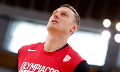 Ολυμπιακός: Επίσημα στη Χίμκι ο Τίμα