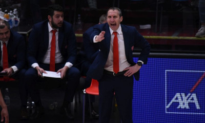 «Άδειασε» τους Αγγελόπουλους ο Μπλατ: «Πρώτη φορά ακούω ότι δεν θα παίξουμε στο ντέρμπι» (video)