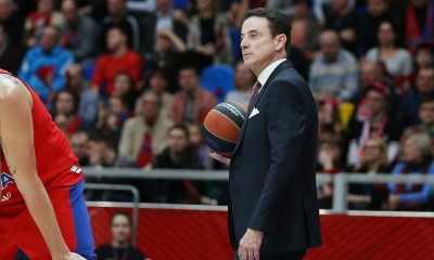 Πιτίνο: «Παθιασμένοι, πεινασμένοι και με κίνητρο» (videos)