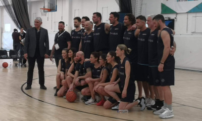 Φιλανθρωπικός αγώνας μπάσκετ διασημοτήτων στο Eurohoops Dome (photos)