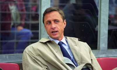 Μπαρτσελόνα: Το βίντεο για τον Γιόχαν Κρόιφ (video+photos)