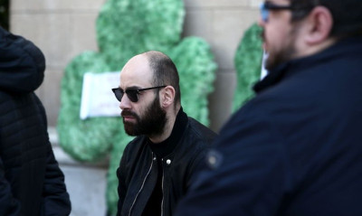 Η φωτογραφία του Σπανούλη από τη Μητρόπολη που συγκινεί (photo)