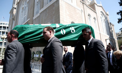 Το αποχαιρετιστήριο χειροκρότημα στον Θανάση Γιαννακόπουλο (videos+photos)