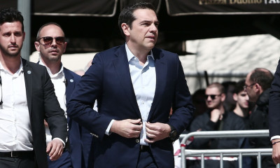 Στο τελευταίο «αντίο» για τον Θανάση Γιαννακόπουλο ο Αλέξης Τσίπρας (video+photos)