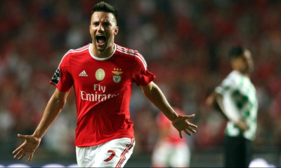 «Σφάζονται» στα πόδια του Σάμαρη