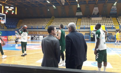 Περιστέρι-Παναθηναϊκός ΟΠΑΠ: Τα είπε για αρκετή ώρα με Πεδουλάκη ο Ρικ Πιτίνο (videos)