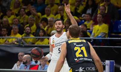 Ρεάλ Μαδρίτης: Με... φόρα από το ΟΑΚΑ ο Ρούντι Φερνάντεθ!