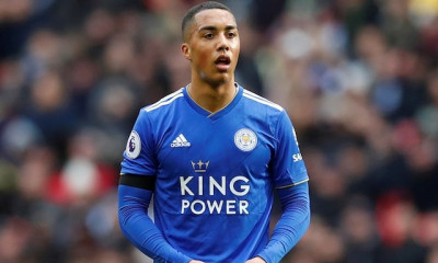 Λέστερ: Προχωράει στην αγορά του Τίλεμανς