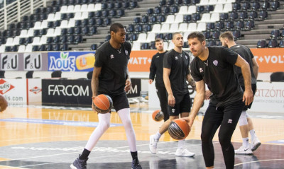 ΠΑΟΚ: Με «διπλή» προπόνηση ξεκίνησε για Παναθηναϊκό ΟΠΑΠ