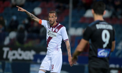 Πανιώνιος-ΑΕΛ: Οι «κυανέρυθροι» στηρίζουν το ίδρυμα του Μόρα (photos)