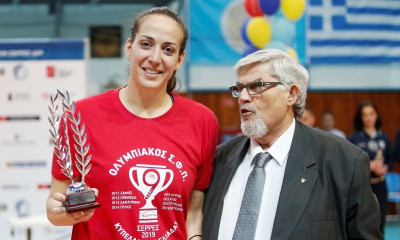 «Το Κύπελλο του Ολυμπιακού, αφιερωμένο στη Γιώτα»