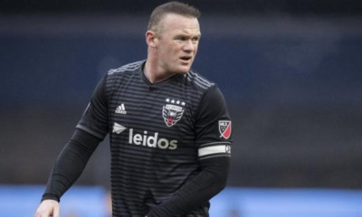 Ο Ρούνεϊ παραλίγο να… σπάσει το πόδι αντιπάλου και αποβλήθηκε (video)