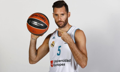 Ρεάλ Μαδρίτης: Αποχώρησε με πρόβλημα στη μέση ο Φερνάντεθ (video)