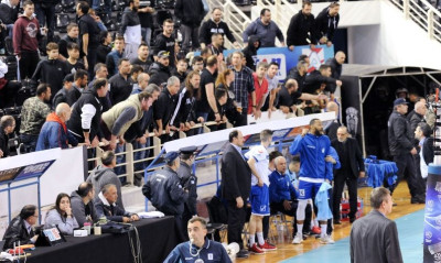 ΠΑΟΚ - Ηρακλής: Ένταση με Φέργκιουσον και διακοπή (video)