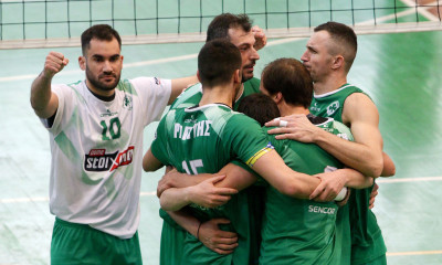 Το χειροκρότημα και οι… πουθενάδες