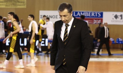 Μπάνκι: «Απαράδεκτοι στο πρώτο ημίχρονο, είμαστε ακόμα στην αγορά»