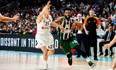 Ρεάλ Μαδρίτης – Παναθηναϊκός ΟΠΑΠ: Το φάουλ του Καμπάτσο στον Λάνγκφορντ (video)