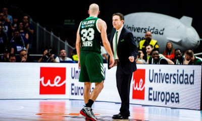 Πιτίνο: «Έπρεπε να νικήσουμε, δεν πήραμε σφυρίγματα»