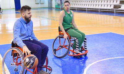 Έπαιξα μπάσκετ με αμαξίδιο και κατάλαβα πόσο αδύναμος είμαι...