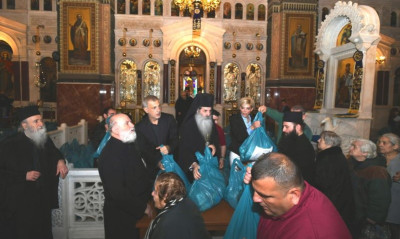 Η στήριξη του Ολυμπιακού στην Ιερά Μητρόπολη Πειραιώς (video+photos)