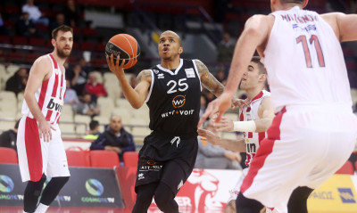 ΠΑΟΚ: Συνεχίζουν την αποχή οι Χάτσερ και Γκάρετ, δεν παίζουν με Κολοσσό